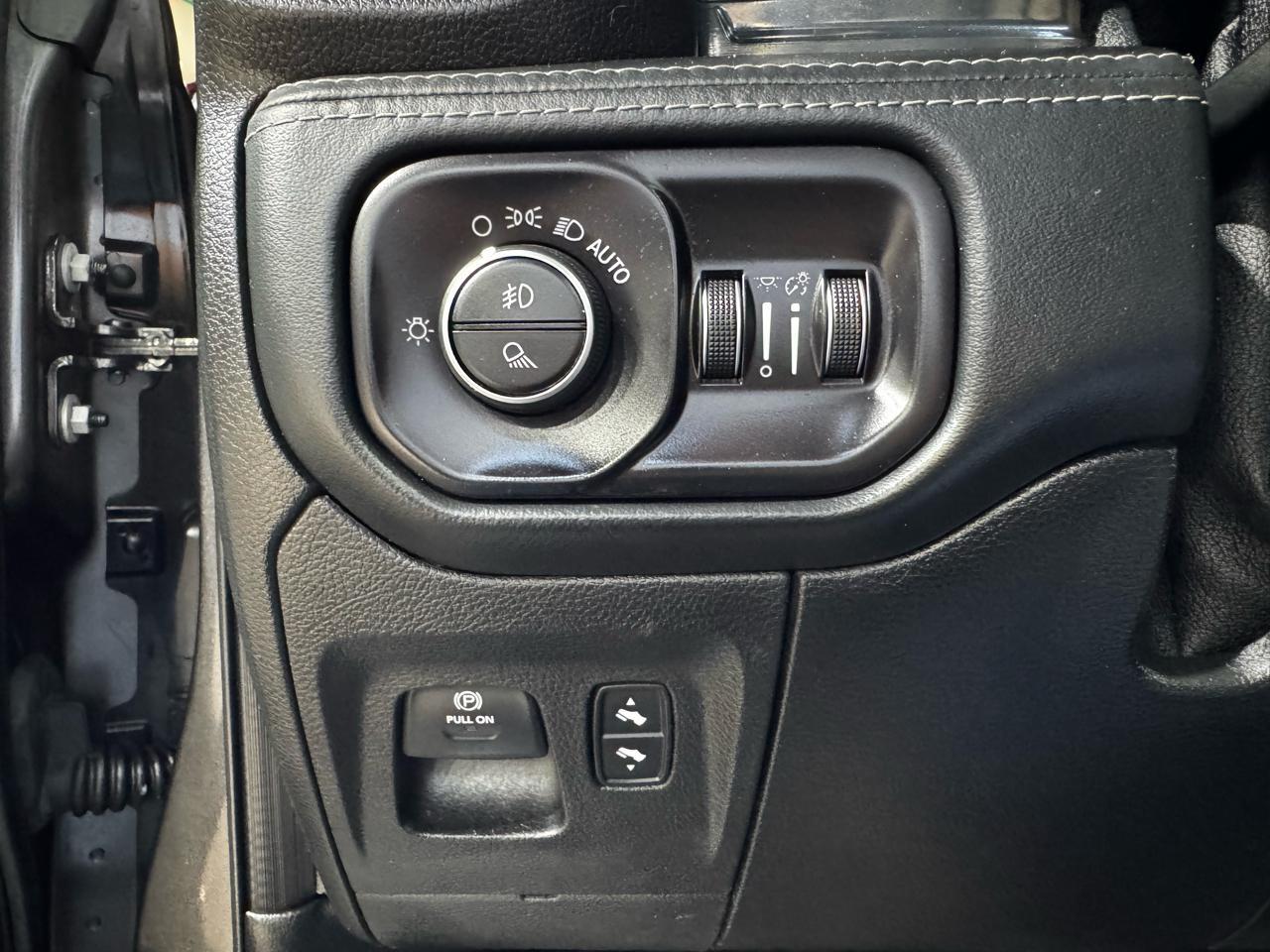 RAM 1500 Limited 4x4 Crew Cab 5'7" Box 2019