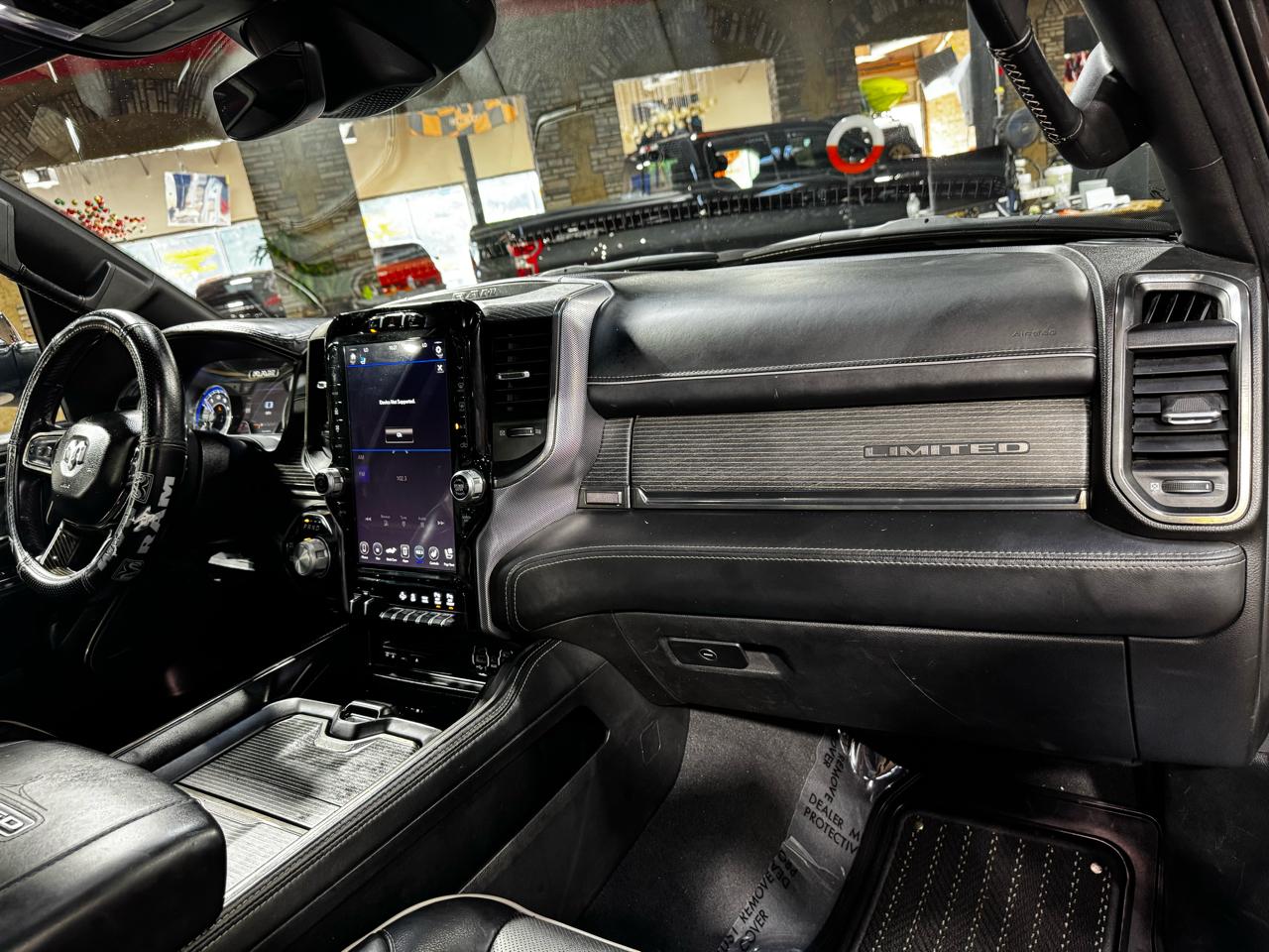 RAM 1500 Limited 4x4 Crew Cab 5'7" Box 2019