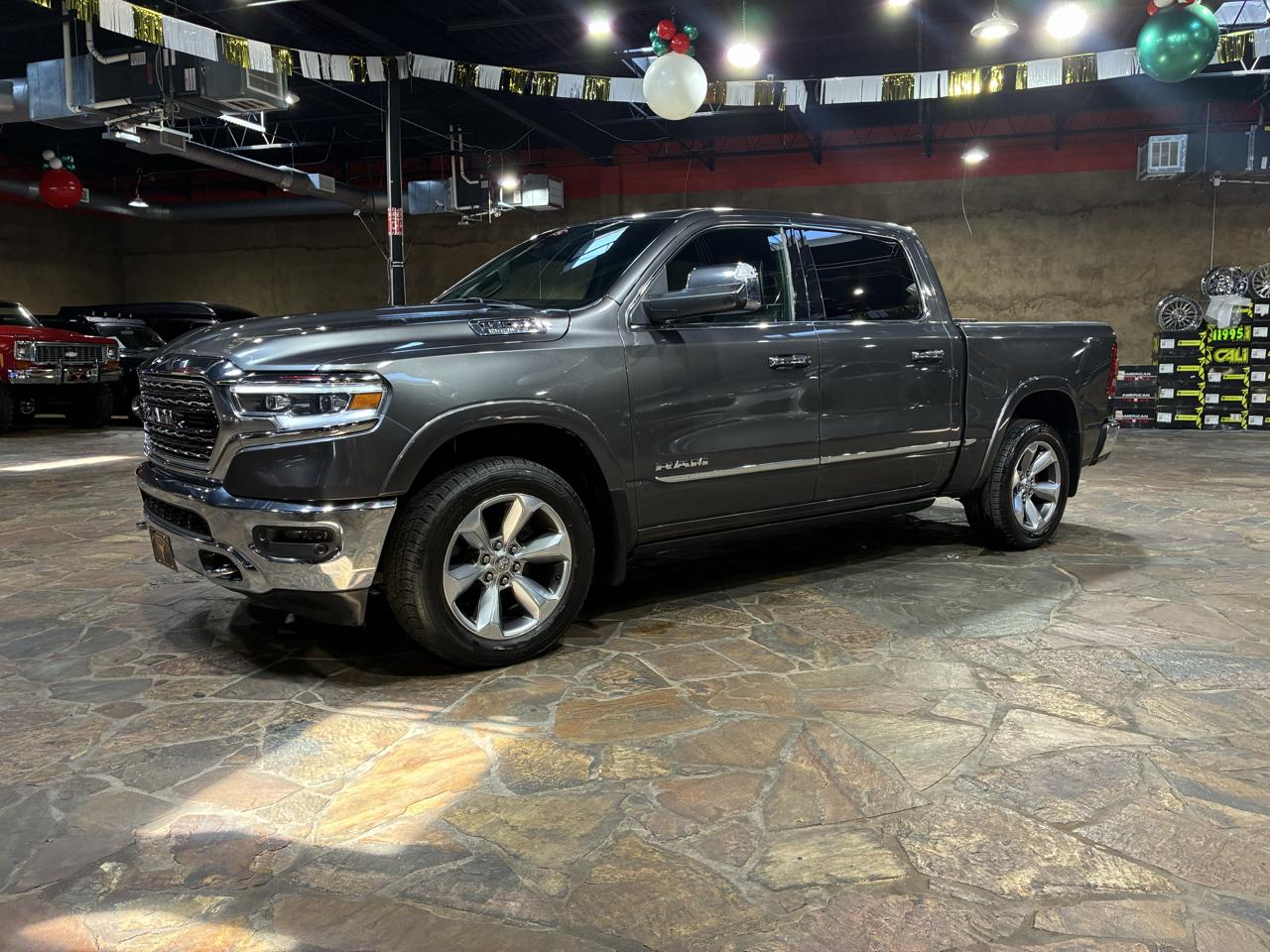 RAM 1500 Limited 4x4 Crew Cab 5'7" Box 2019