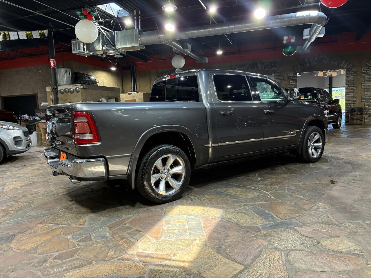 RAM 1500 Limited 4x4 Crew Cab 5'7" Box 2019