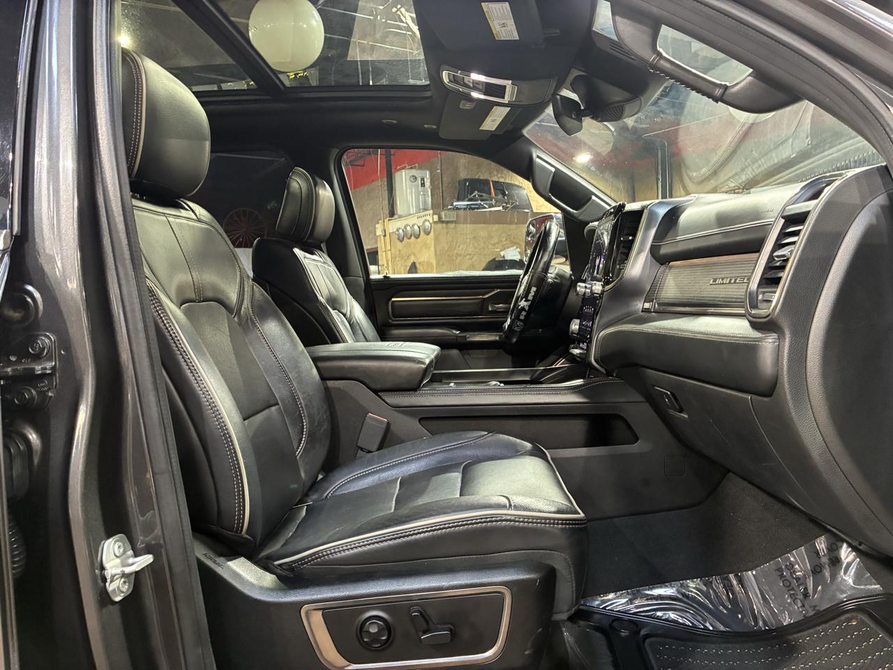RAM 1500 Limited 4x4 Crew Cab 5'7" Box 2019