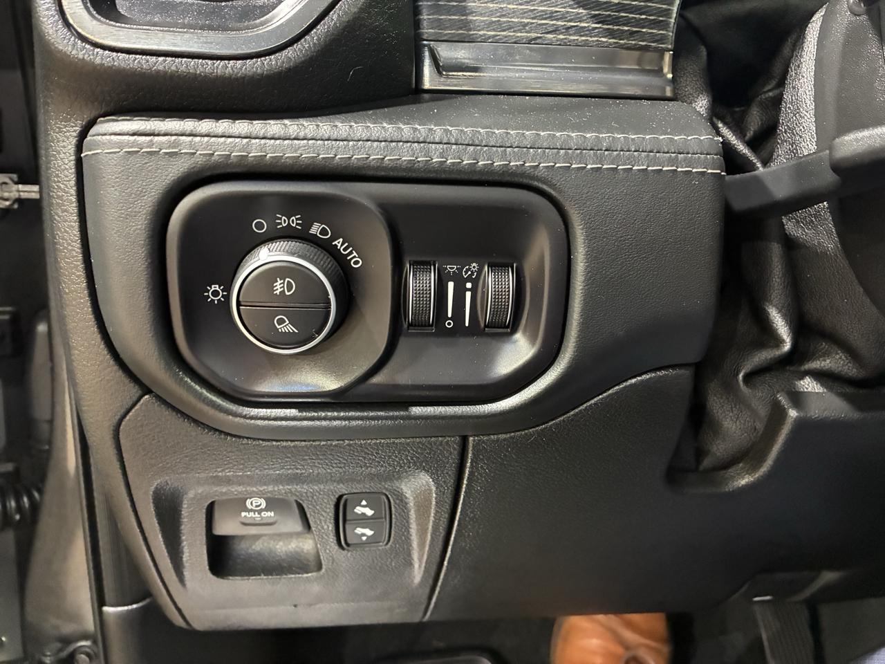 RAM 1500 Limited 4x4 Crew Cab 5'7" Box 2019