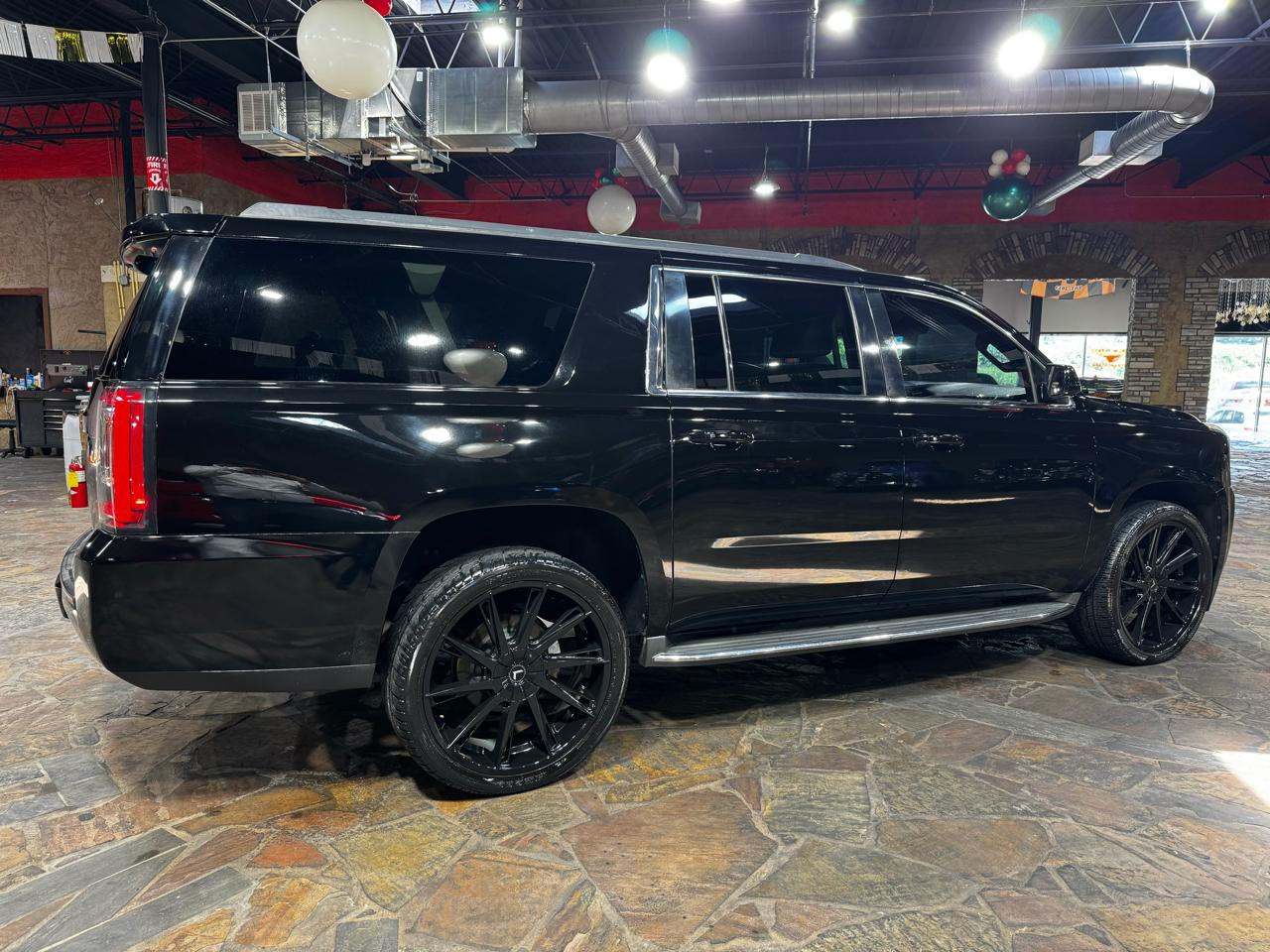 GMC Yukon XL 2WD 4dr SLT 2015