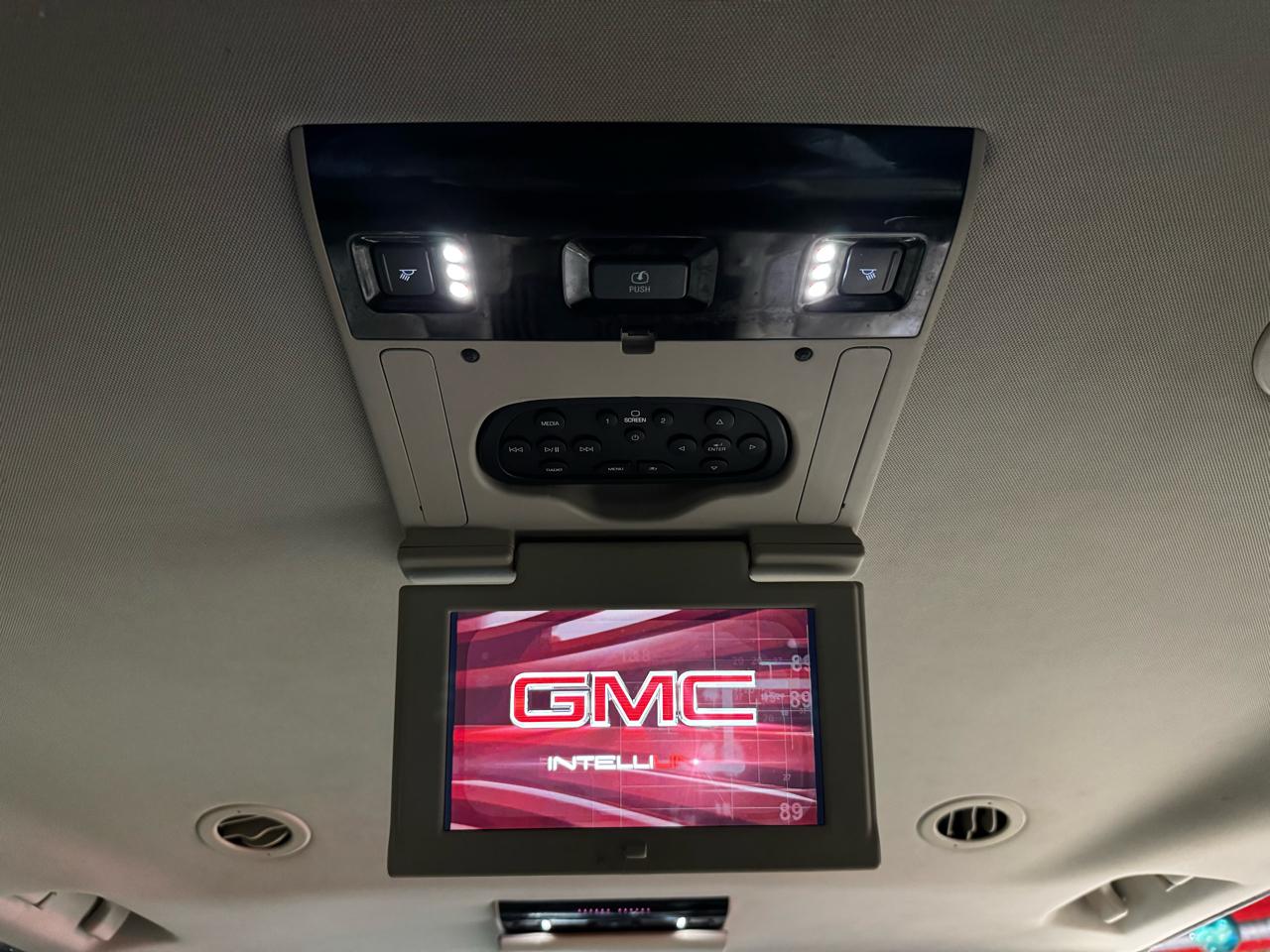 GMC Yukon XL 2WD 4dr SLT 2015