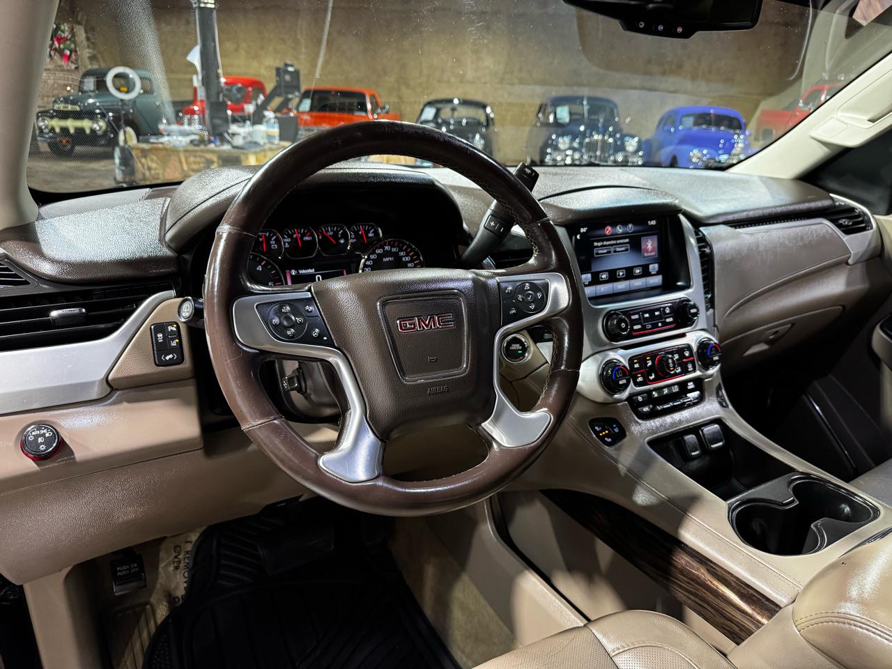 GMC Yukon XL 2WD 4dr SLT 2015