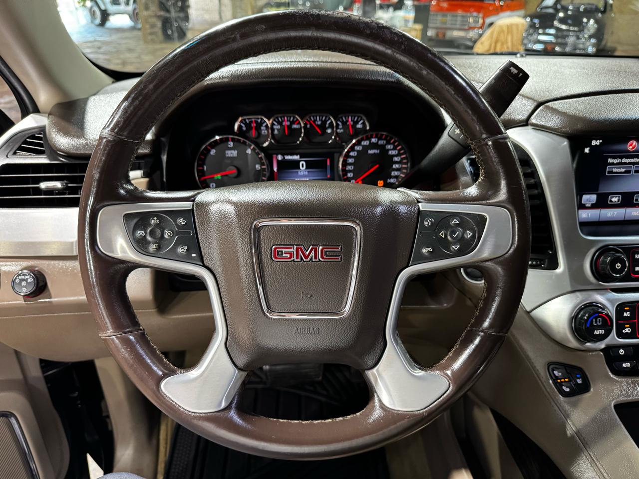 GMC Yukon XL 2WD 4dr SLT 2015