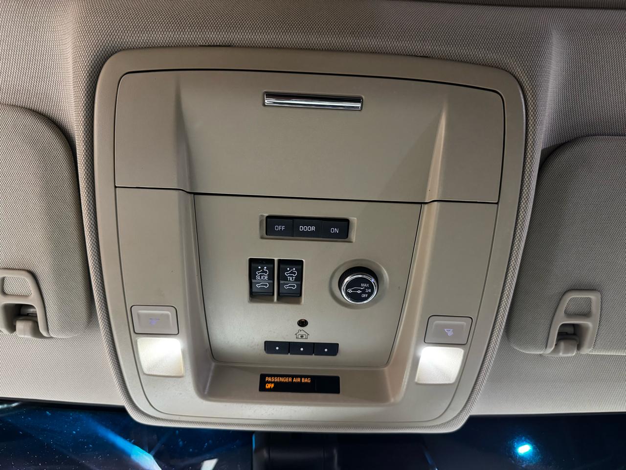 GMC Yukon XL 2WD 4dr SLT 2015