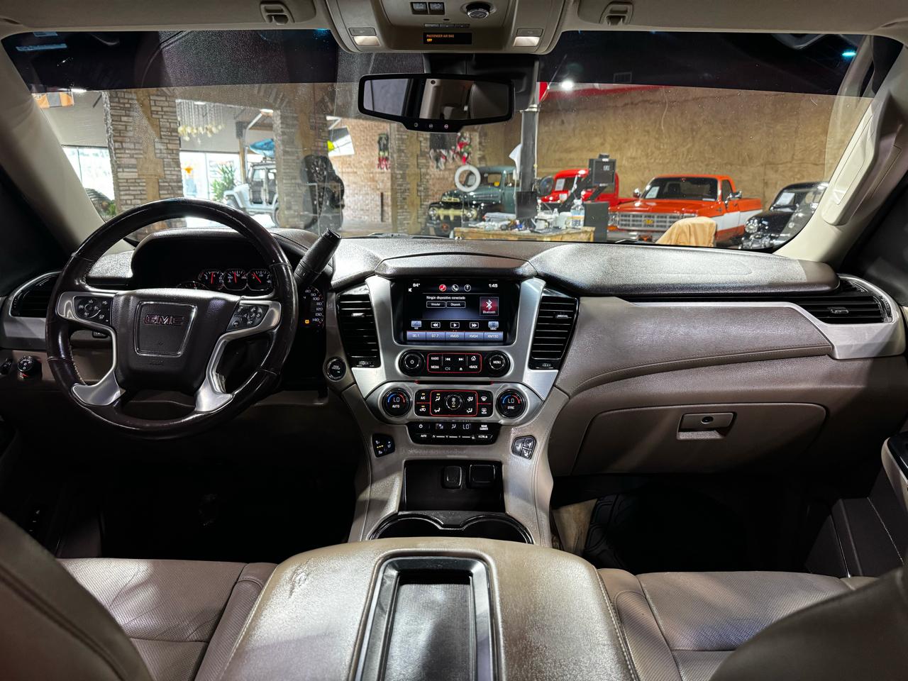 GMC Yukon XL 2WD 4dr SLT 2015