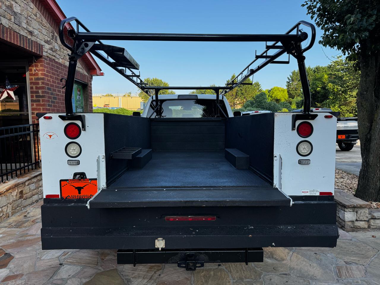 RAM 3500 Chassis Cab Tradesman 2WD Crew Cab 60" CA 172.4" WB 2018