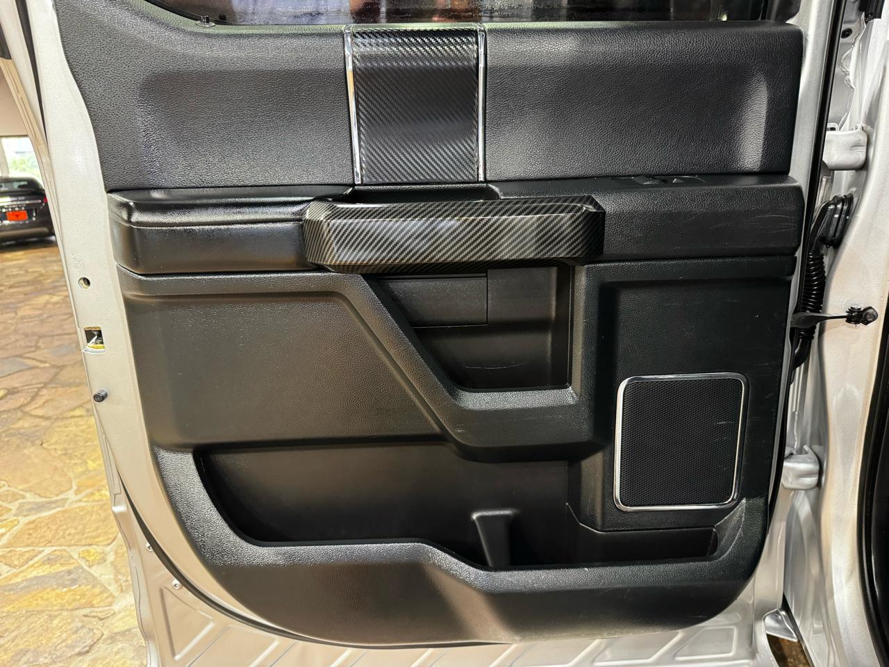 Ford F-150 4WD SuperCrew 145" Platinum 2016