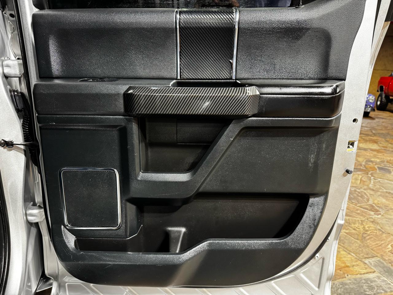 Ford F-150 4WD SuperCrew 145" Platinum 2016