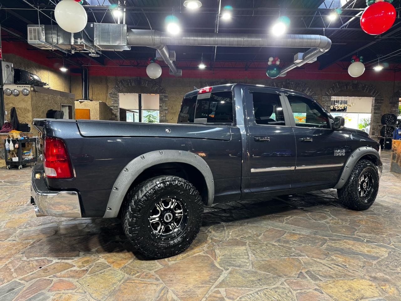 RAM 1500 4WD Quad Cab 140.5" Big Horn 2013