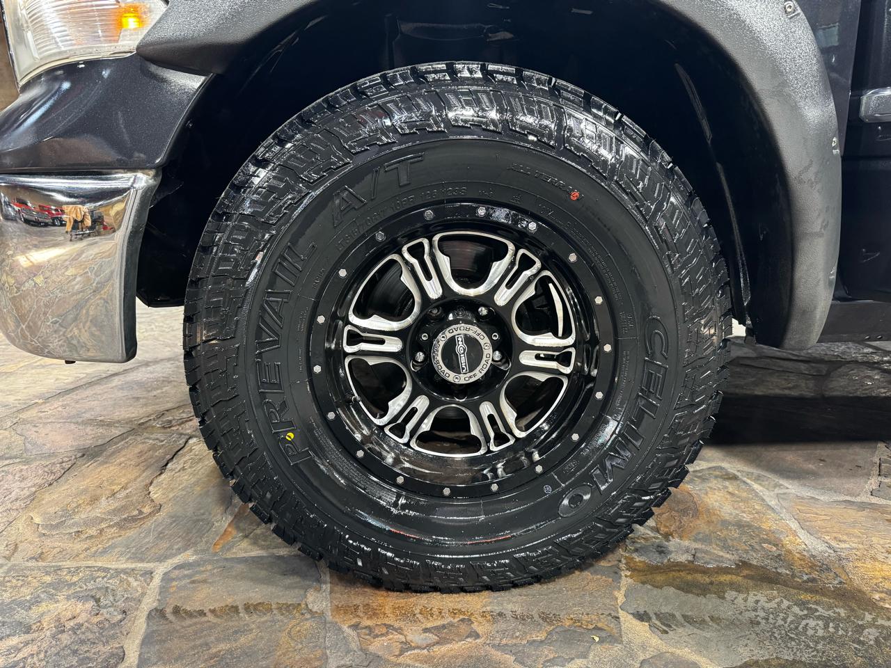 RAM 1500 4WD Quad Cab 140.5" Big Horn 2013