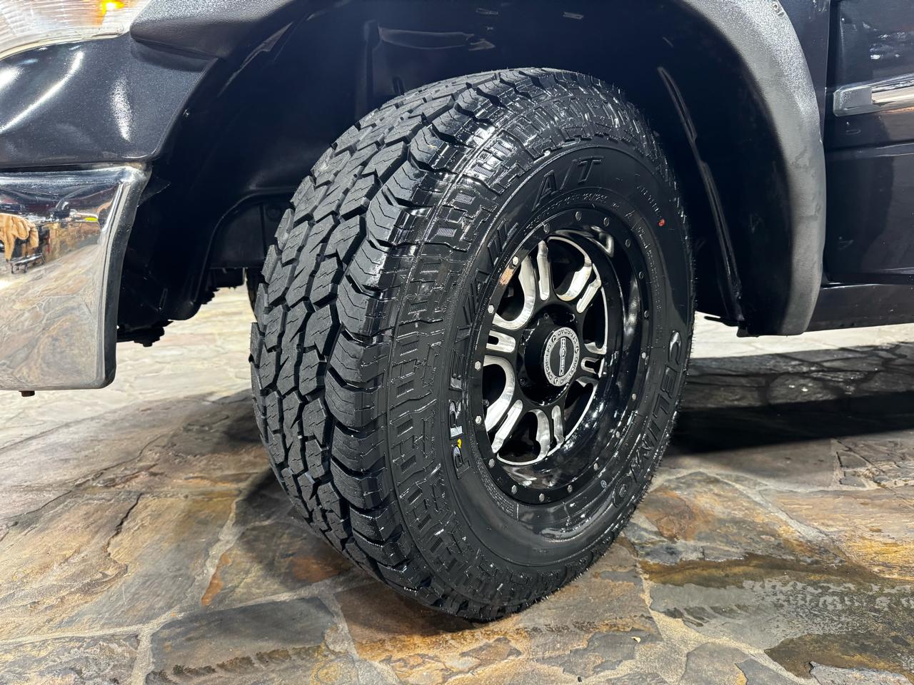 RAM 1500 4WD Quad Cab 140.5" Big Horn 2013