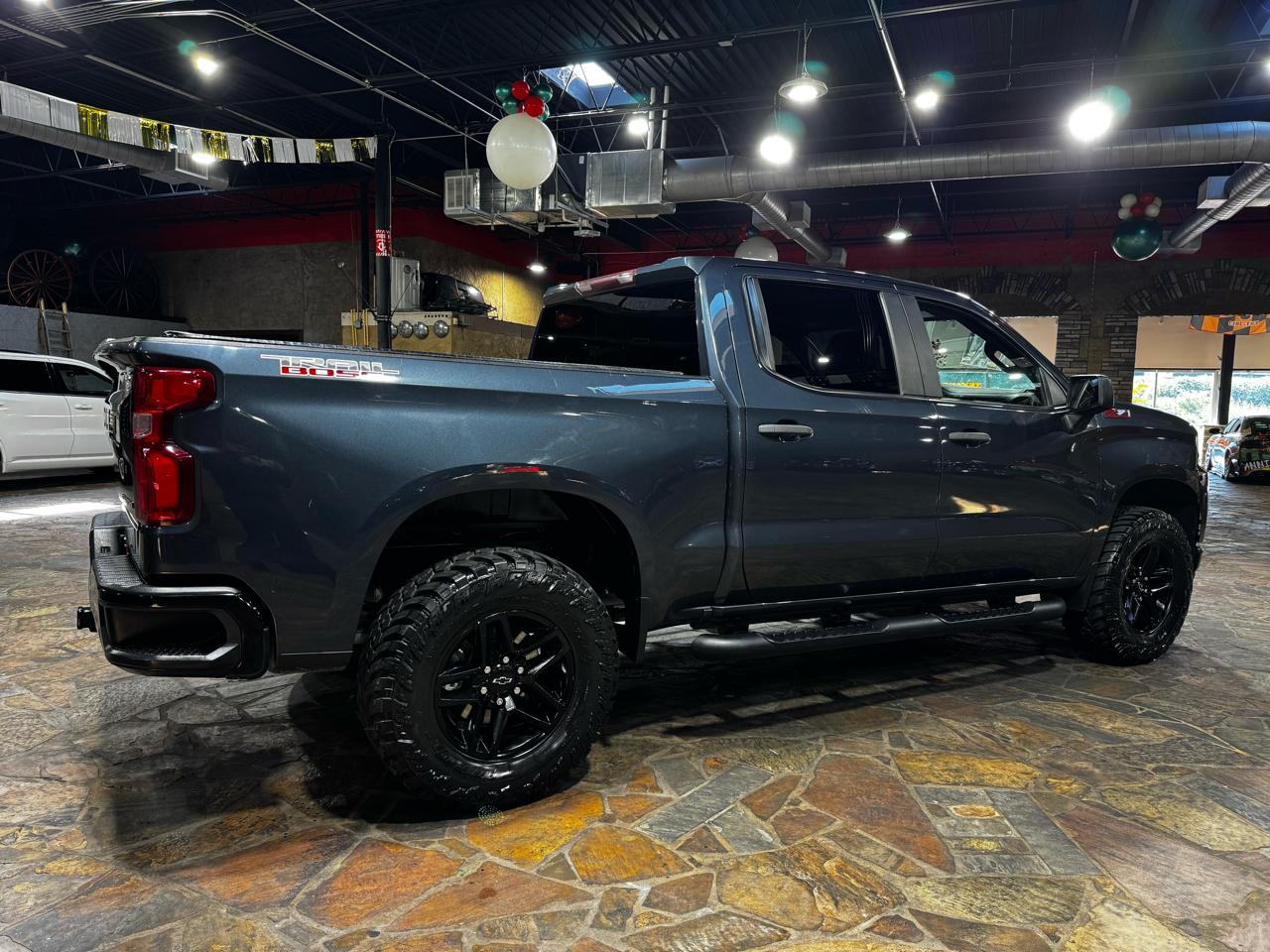 Chevrolet Silverado 1500 4WD Crew Cab 147" Custom Trail Boss 2021