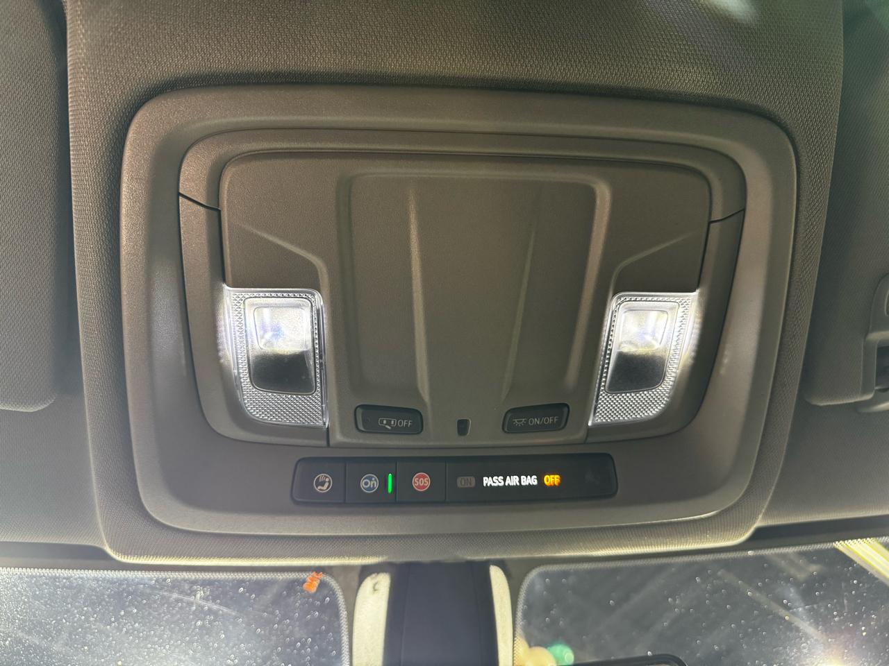 Chevrolet Silverado 1500 4WD Crew Cab 147" Custom Trail Boss 2021