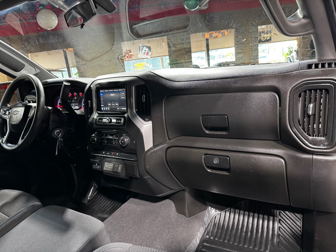 Chevrolet Silverado 1500 4WD Crew Cab 147" Custom Trail Boss 2021