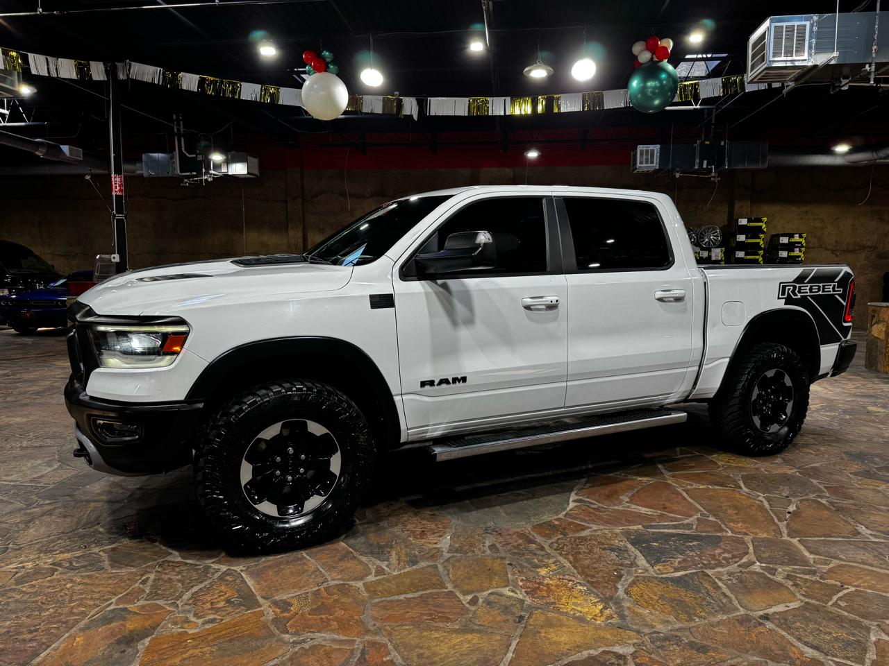 RAM 1500 4WD Crew Cab 140.5" Rebel 2020