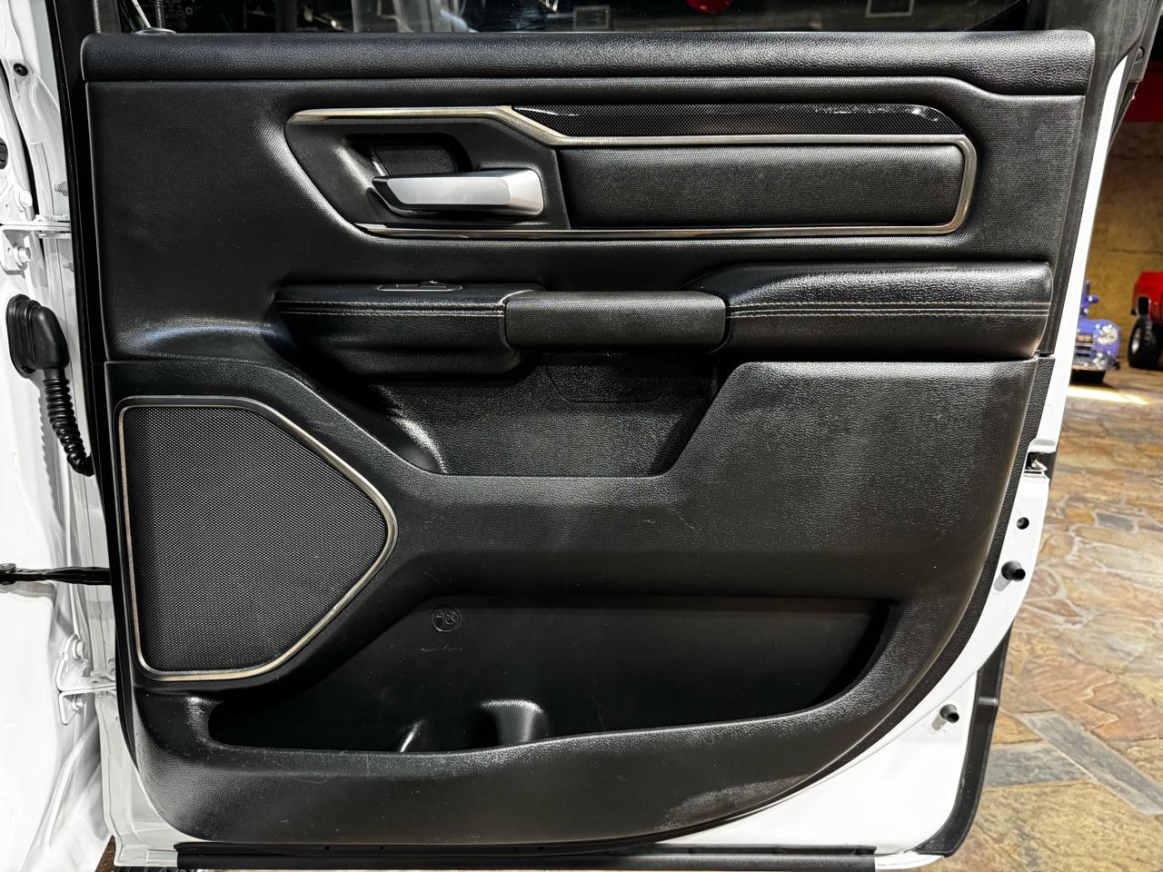 RAM 1500 4WD Crew Cab 140.5" Rebel 2020