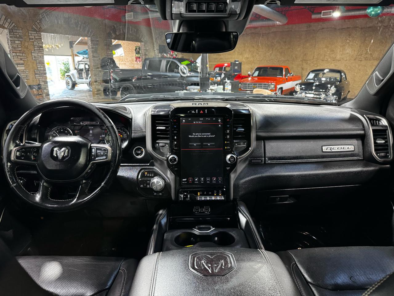 RAM 1500 4WD Crew Cab 140.5" Rebel 2020