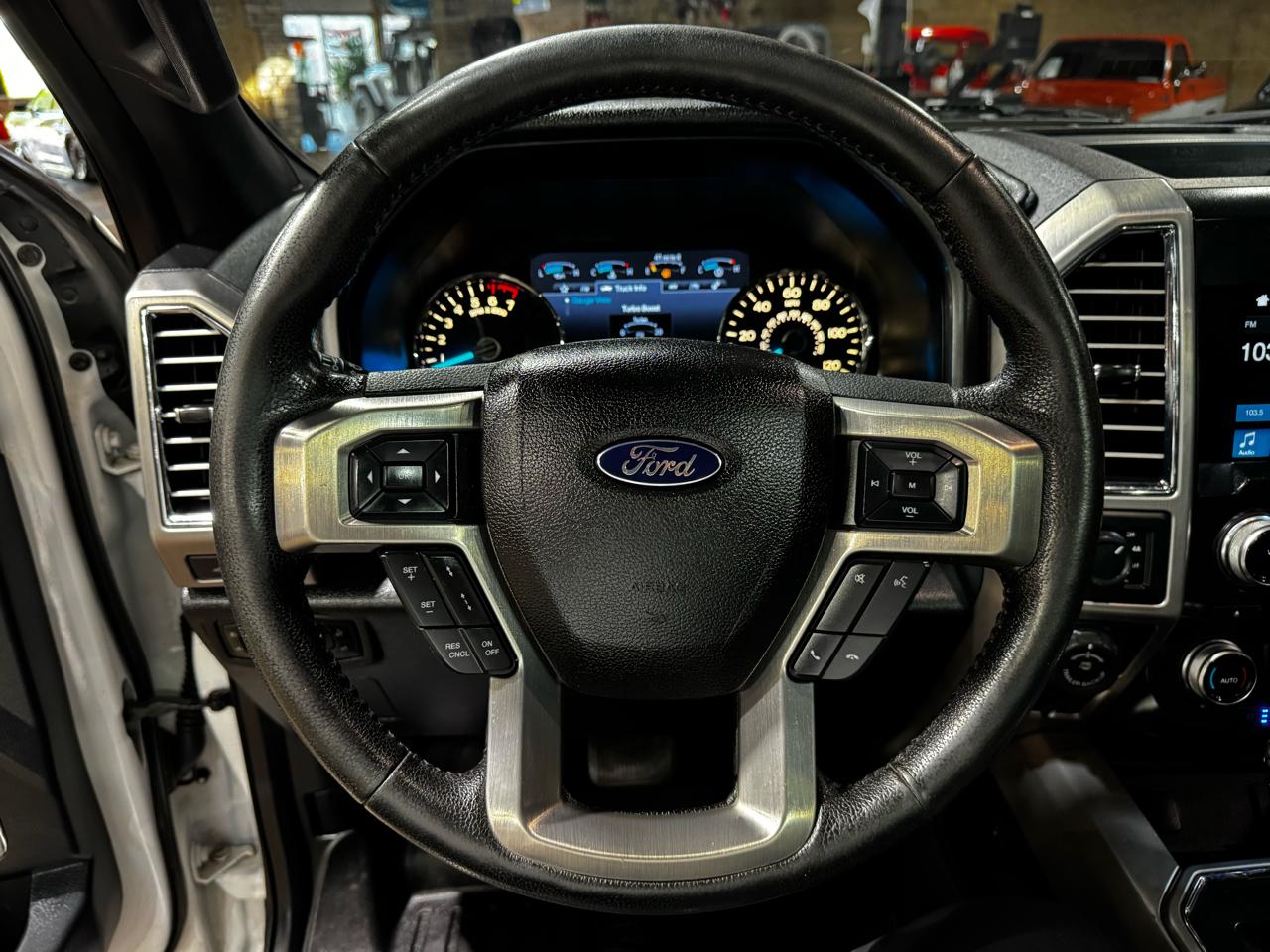 Ford F-150 4WD SuperCrew 145" Platinum 2016
