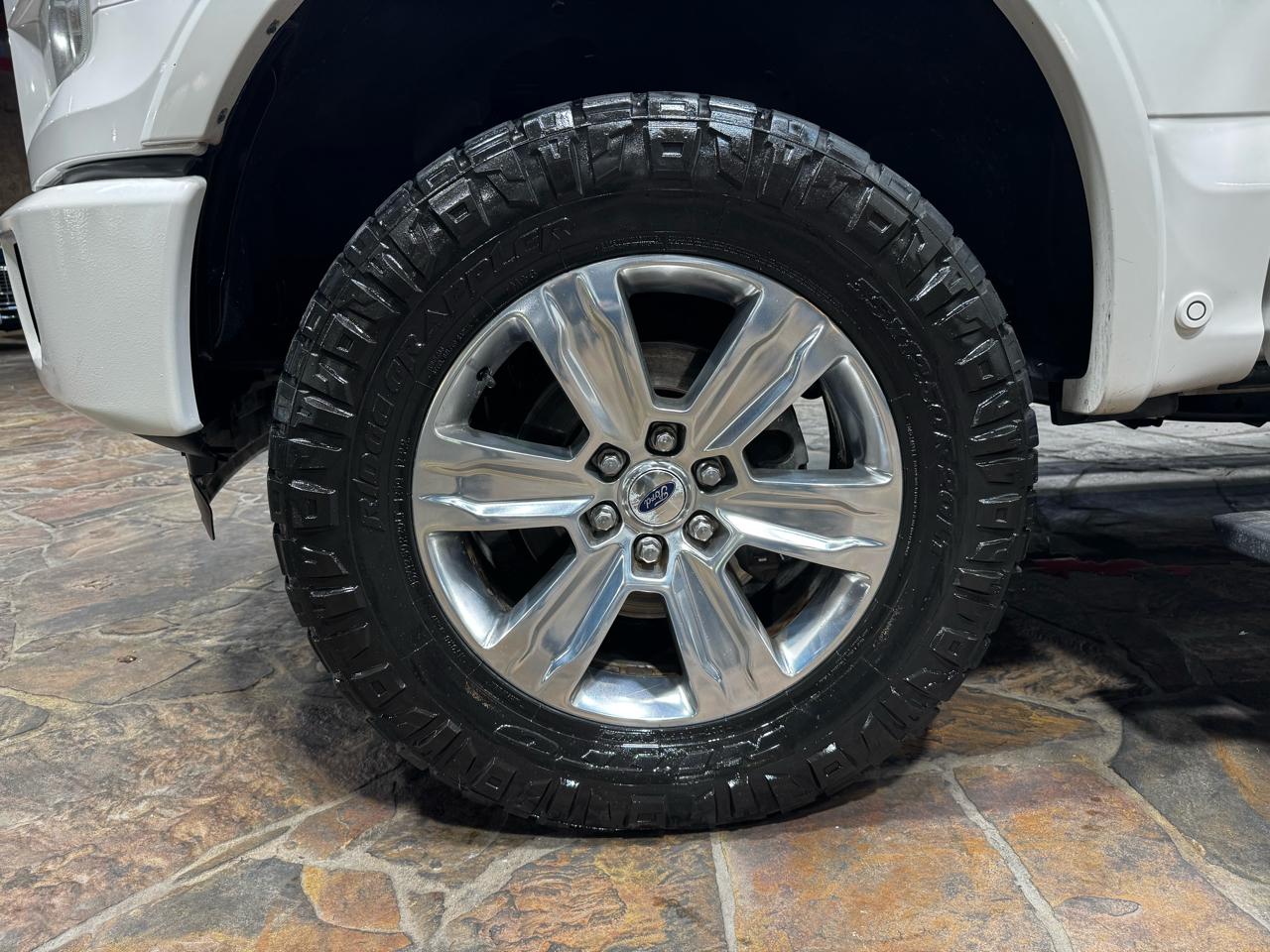 Ford F-150 4WD SuperCrew 145" Platinum 2016