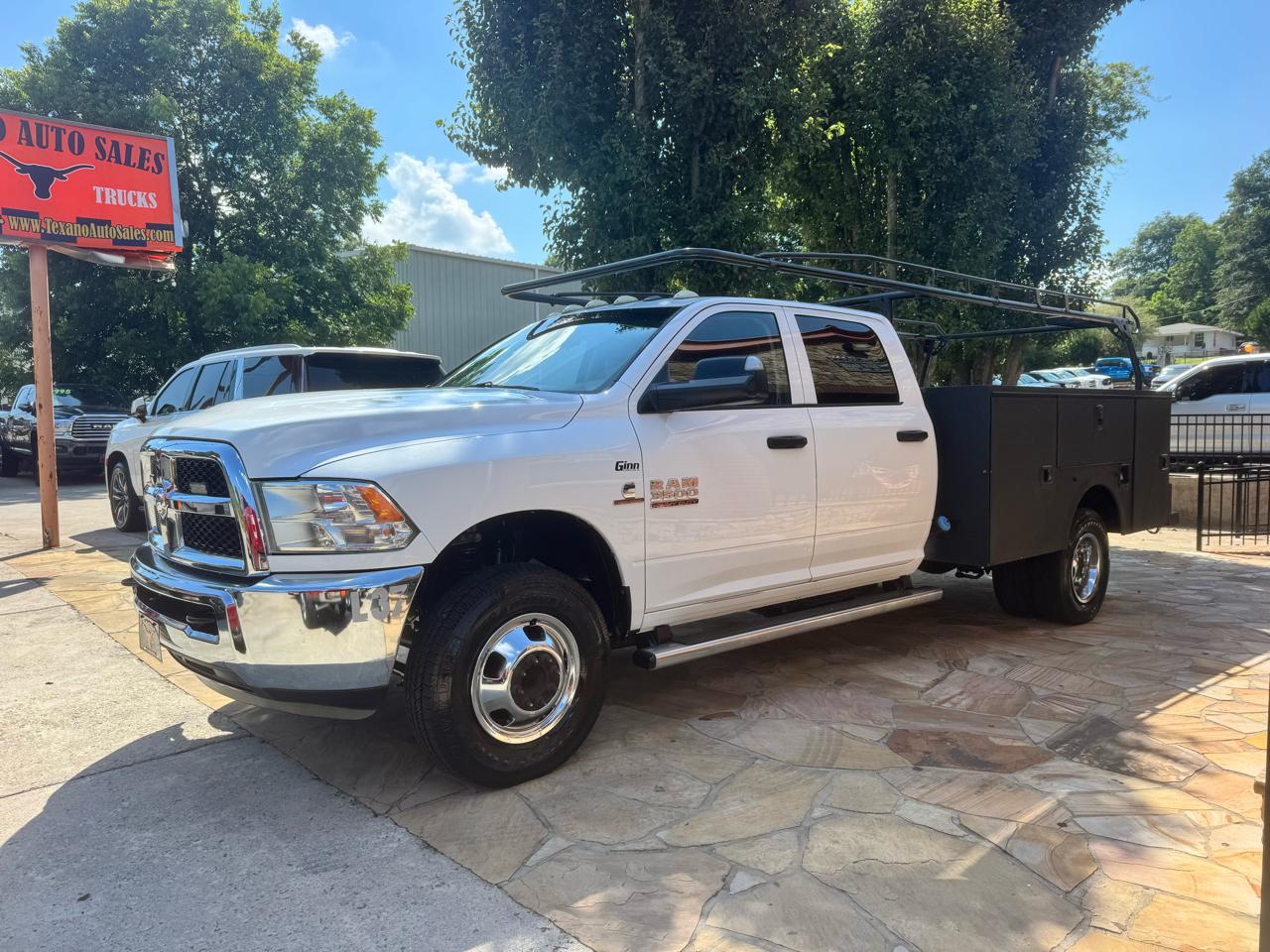 RAM 3500 2WD Crew Cab 172" WB 60" CA Tradesman 2016