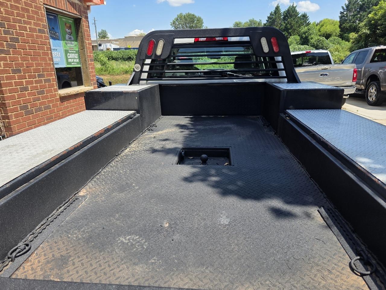 Chevrolet Silverado 3500HD 4WD Crew Cab 171.5" WB, 59.06" CA WT 2016