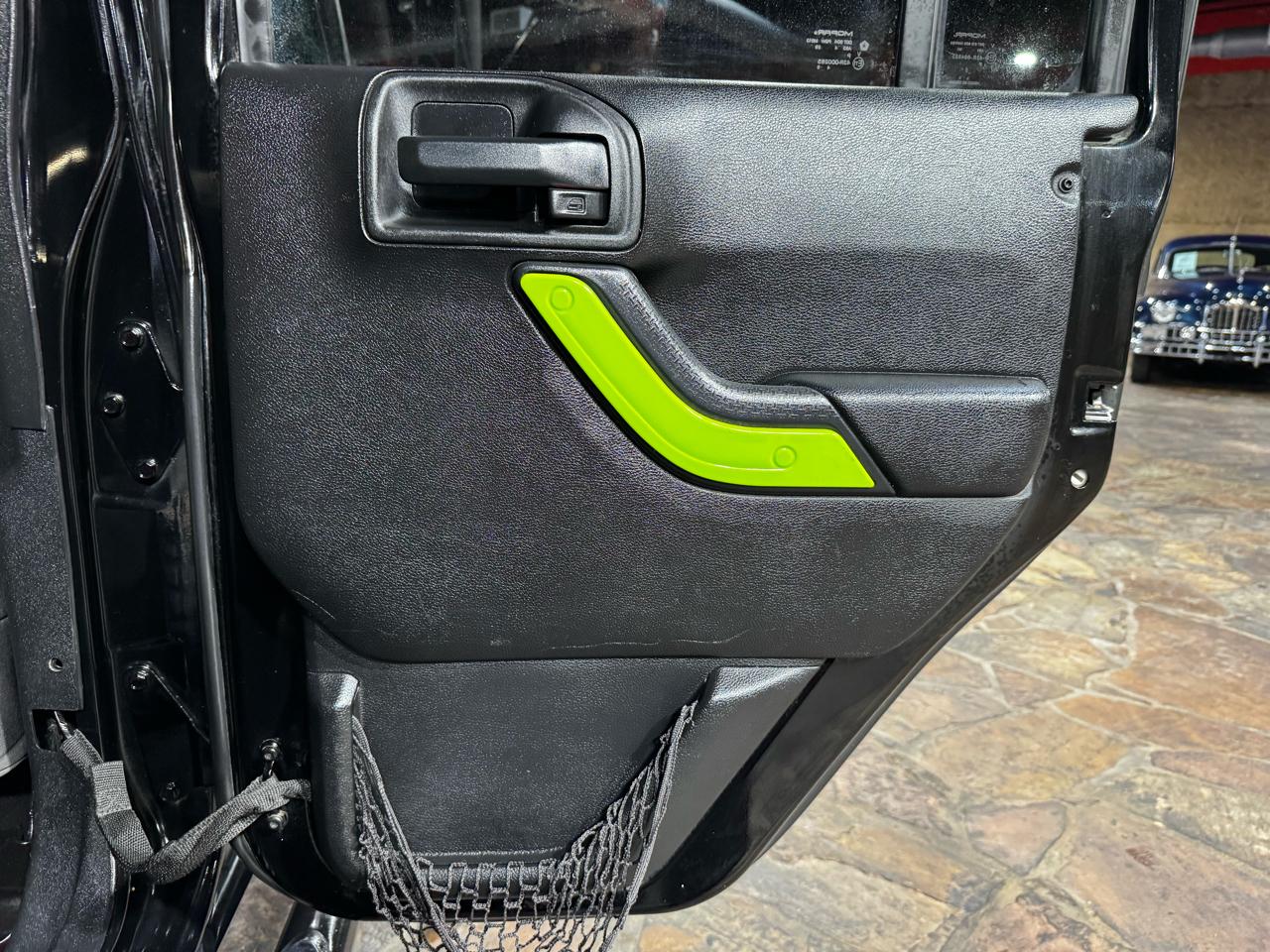Jeep Wrangler Unlimited 4WD 4dr Willys Wheeler 2015