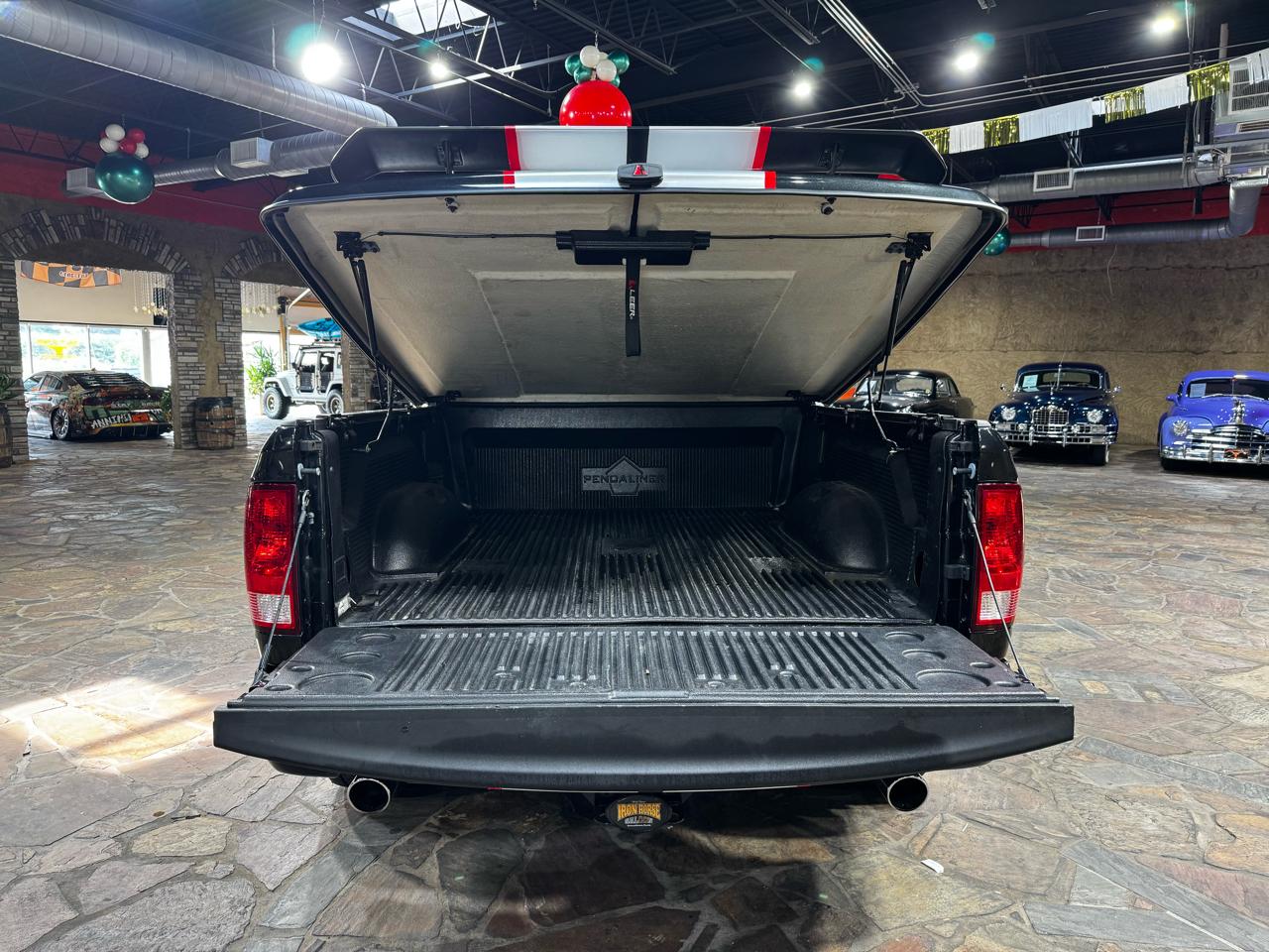 RAM 1500 Classic Express 4x2 Reg Cab 6'4" Box 2019