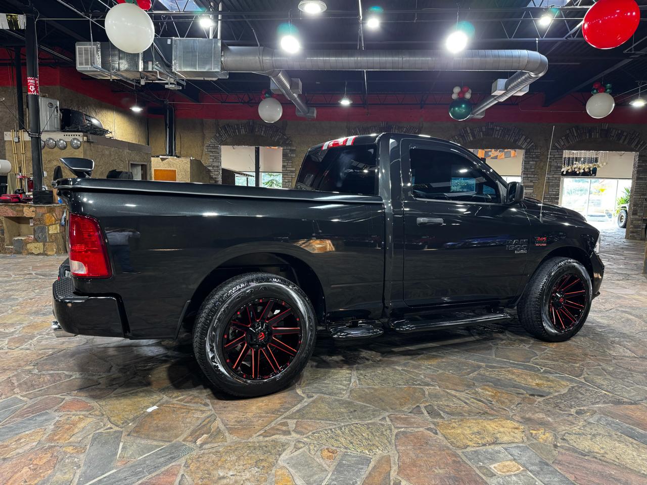 RAM 1500 Classic Express 4x2 Reg Cab 6'4" Box 2019