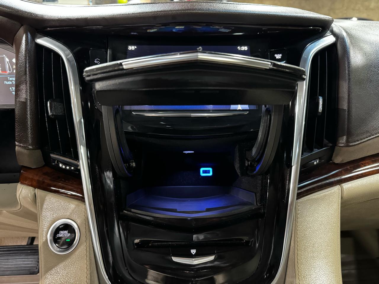 Cadillac Escalade 2WD 4dr Luxury 2015
