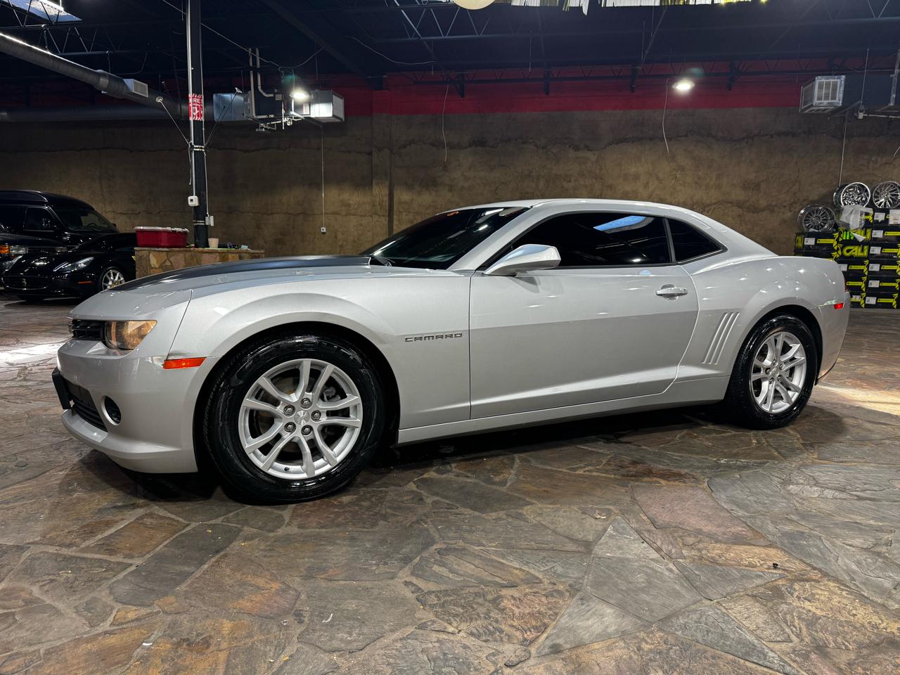 Chevrolet Camaro 2dr Cpe LS w/1LS 2015