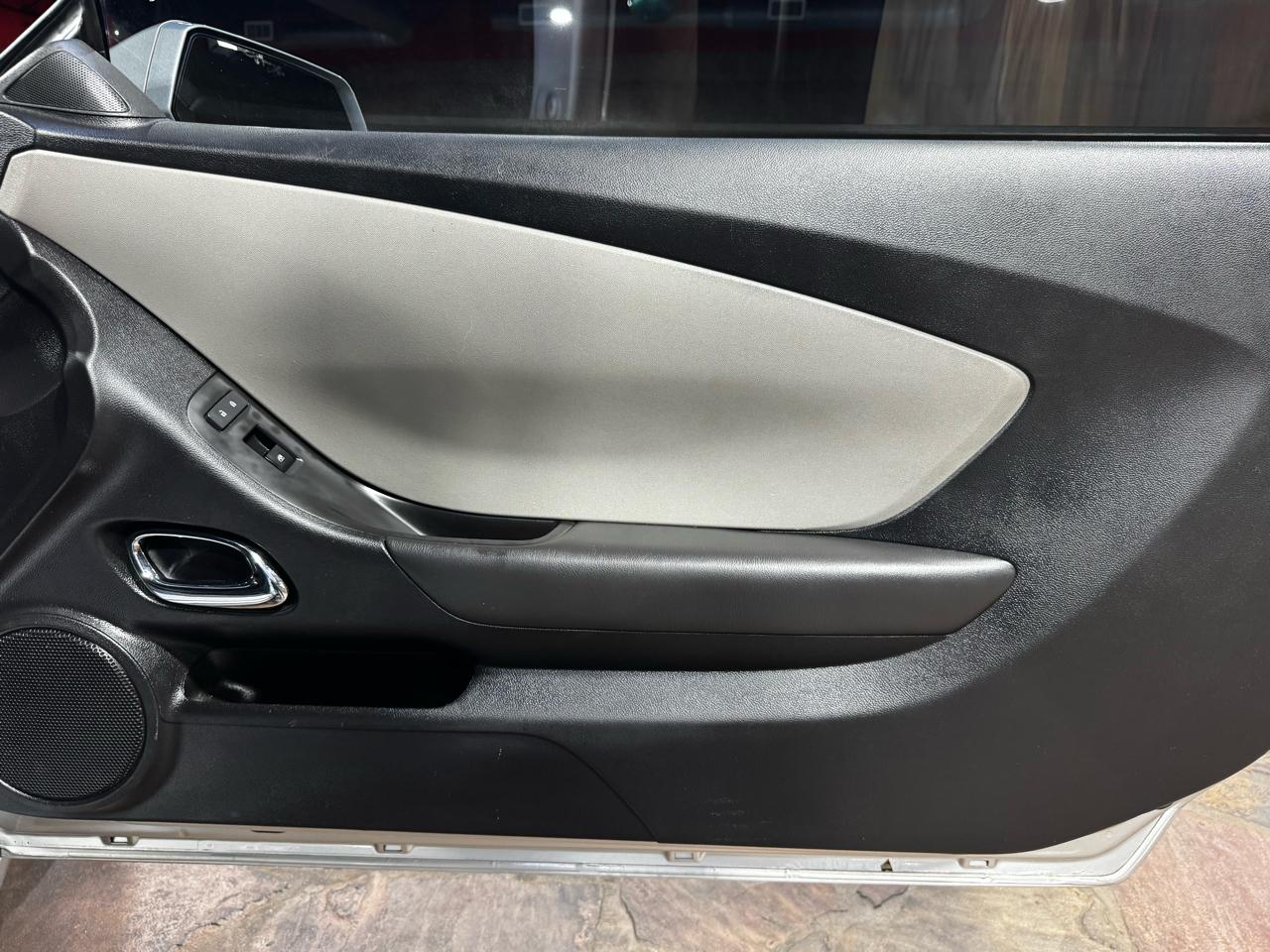 Chevrolet Camaro 2dr Cpe LS w/1LS 2015