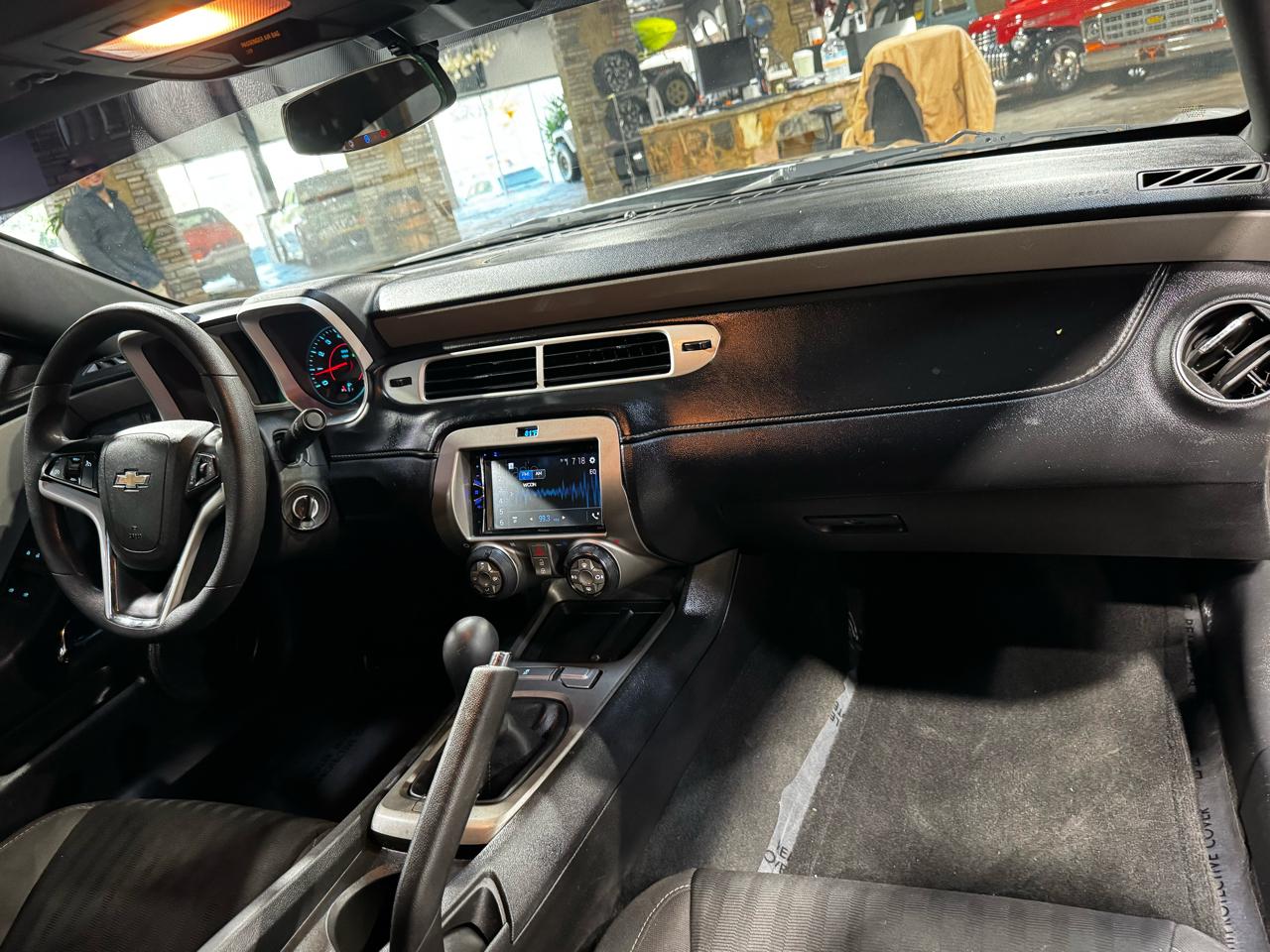 Chevrolet Camaro 2dr Cpe LS w/1LS 2015