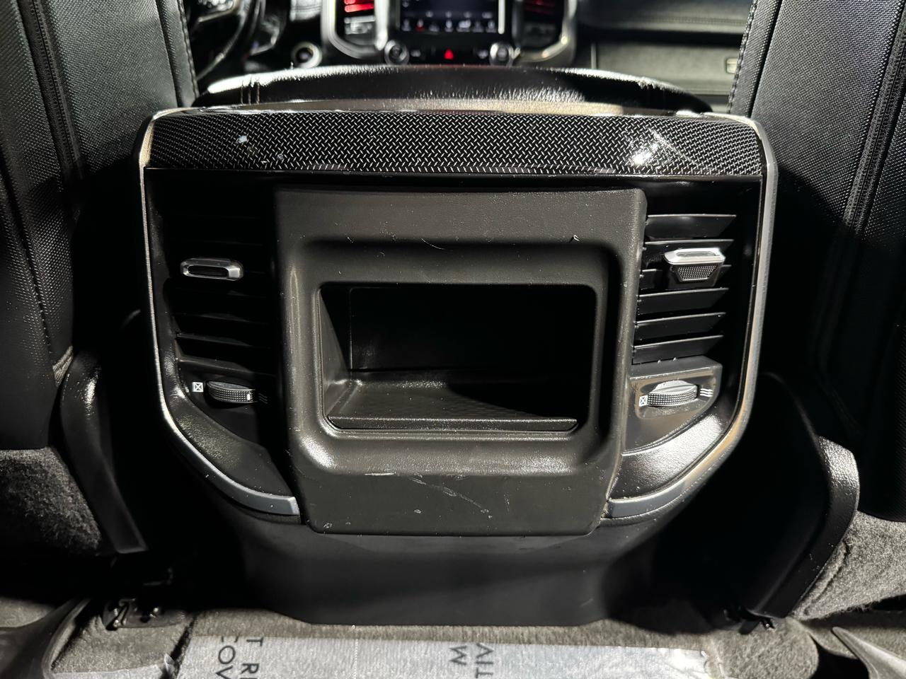 RAM 1500 4WD Crew Cab 149" Sport 2020