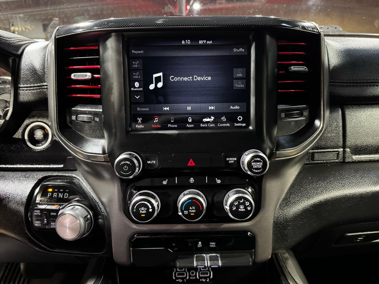 RAM 1500 4WD Crew Cab 149" Sport 2020