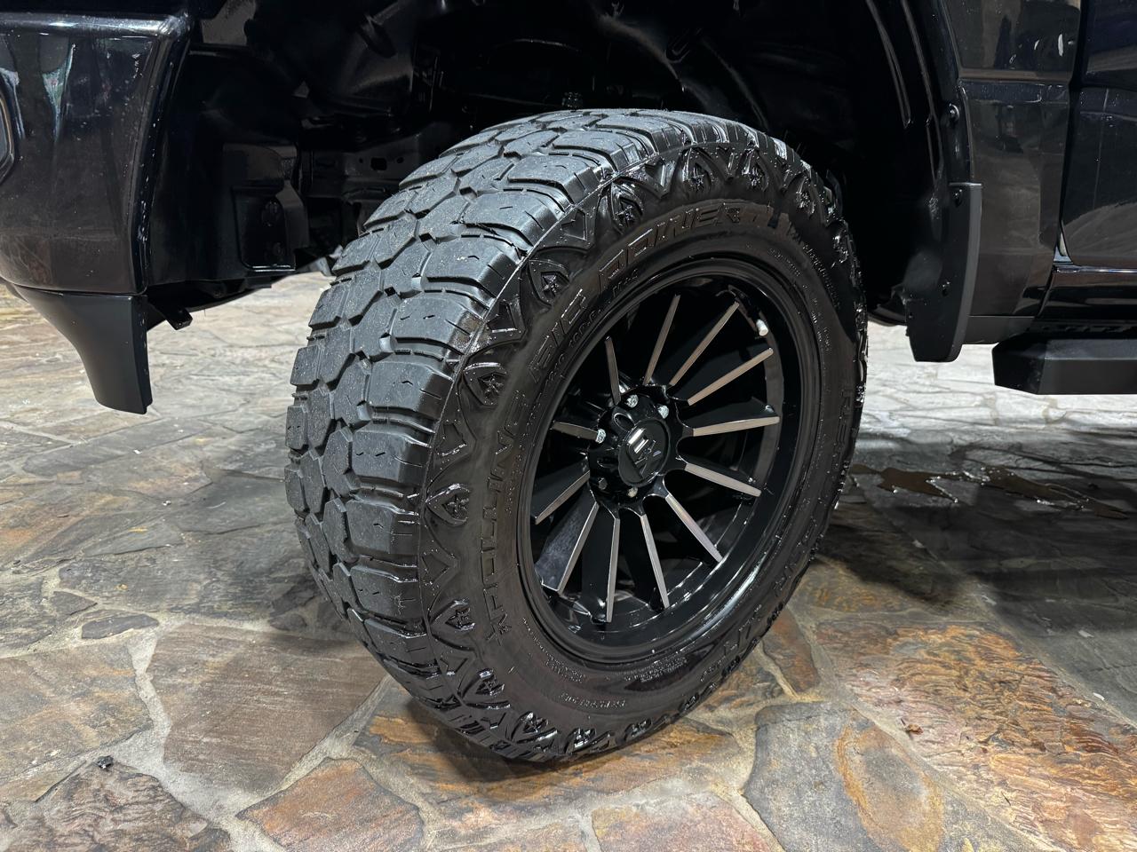 RAM 1500 4WD Crew Cab 149" Sport 2020