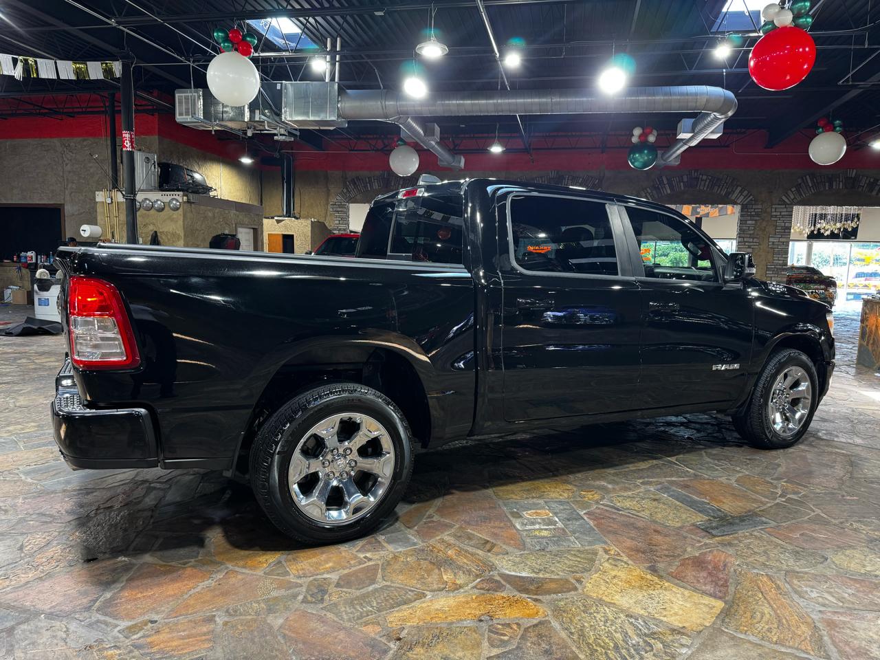 RAM 1500 Big Horn/Lone Star 4x2 Crew Cab 5'7" Box 2019