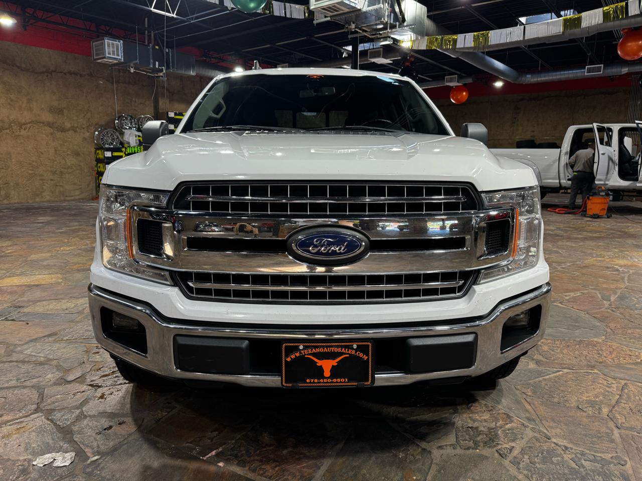 Ford F-150 2WD SuperCrew 145" XLT 2019