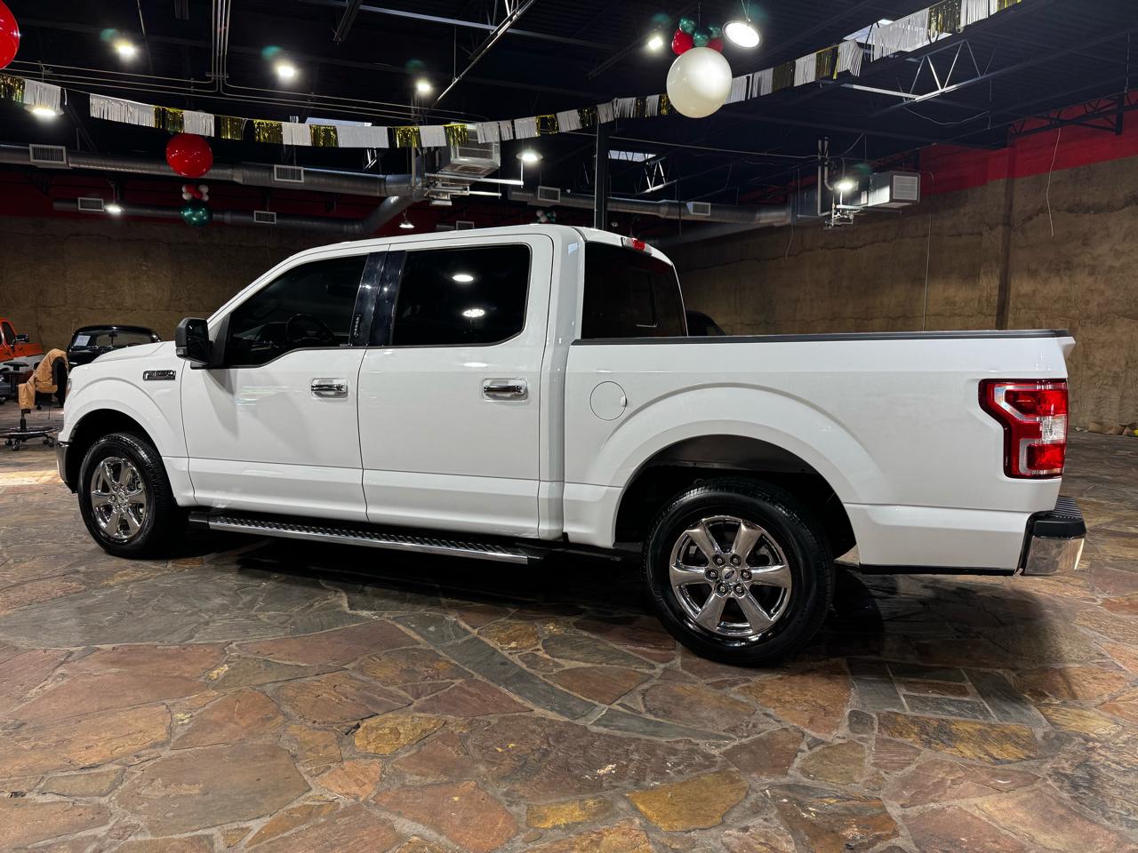 Ford F-150 2WD SuperCrew 145" XLT 2019