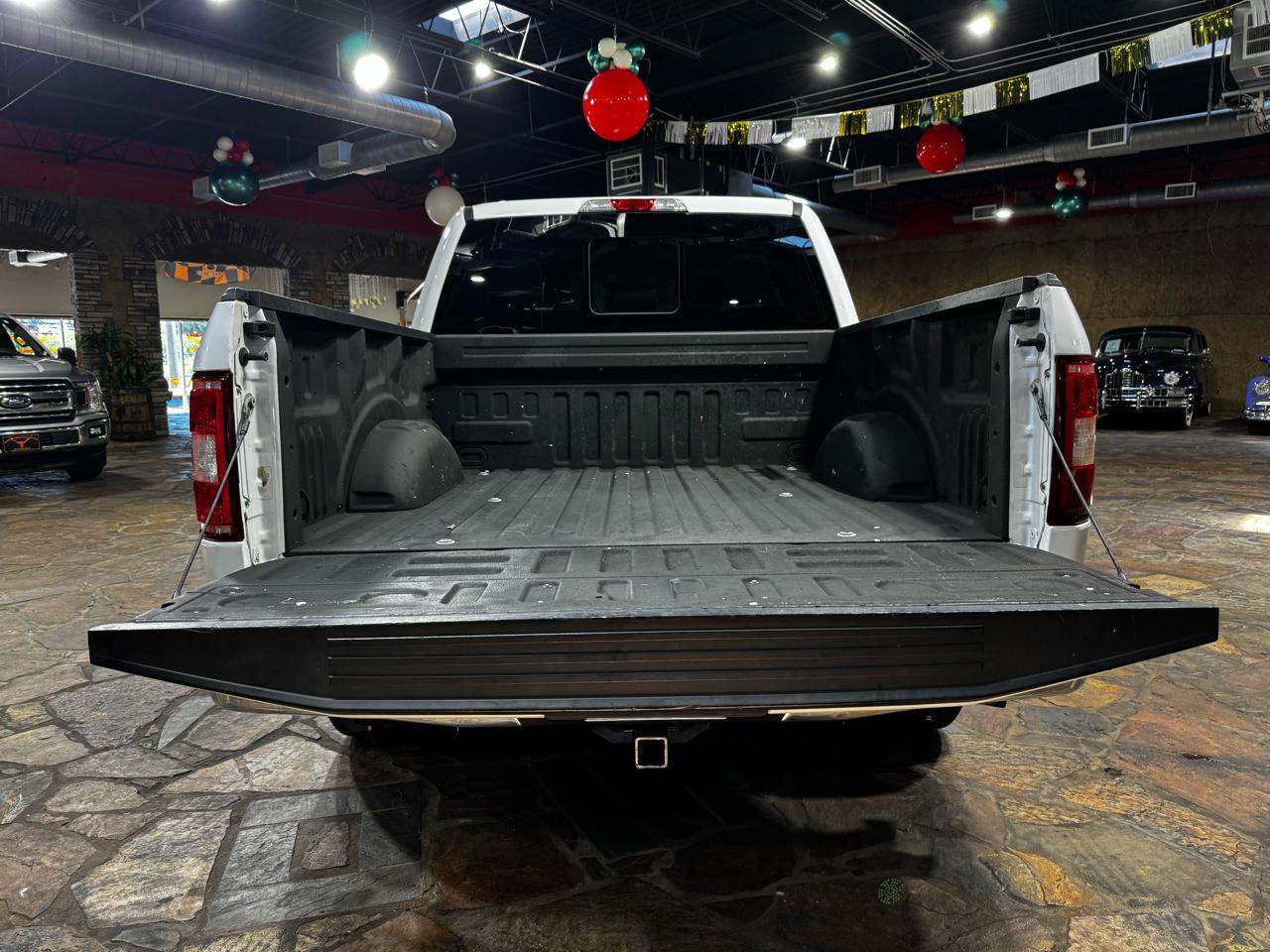 Ford F-150 2WD SuperCrew 145" XLT 2019