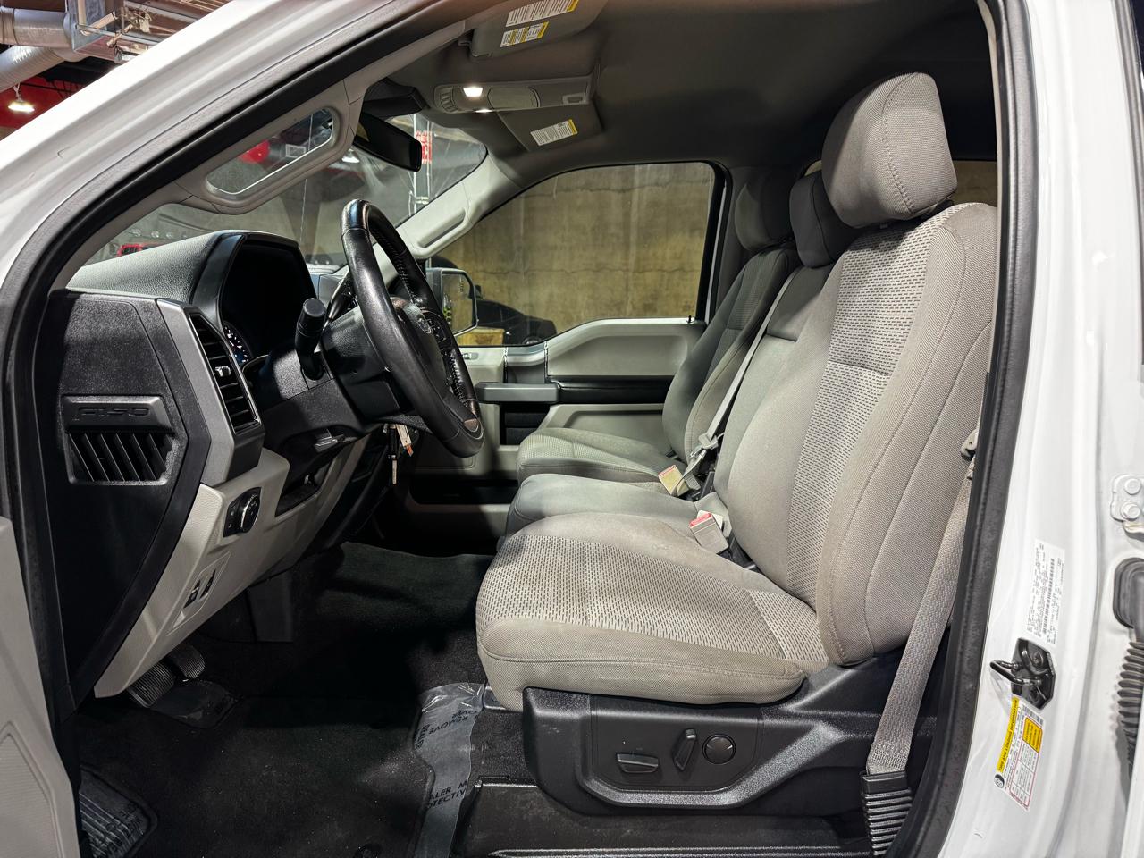 Ford F-150 2WD SuperCrew 145" XLT 2019