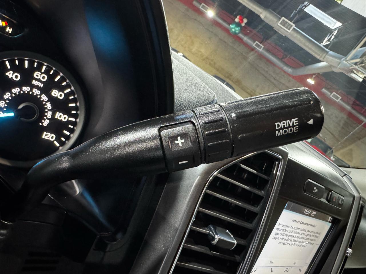 Ford F-150 2WD SuperCrew 145" XLT 2019