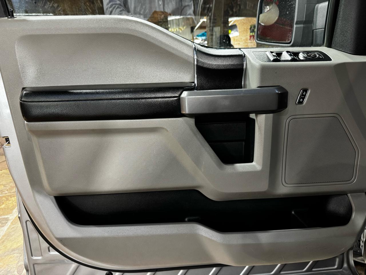 Ford F-150 2WD SuperCrew 145" XLT 2020