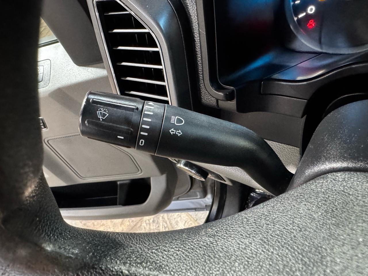 Ford F-150 2WD SuperCrew 145" XLT 2020