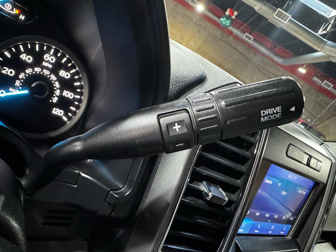 Ford F-150 2WD SuperCrew 145" XLT 2020