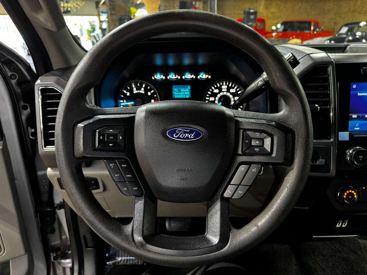 Ford F-150 2WD SuperCrew 145" XLT 2020
