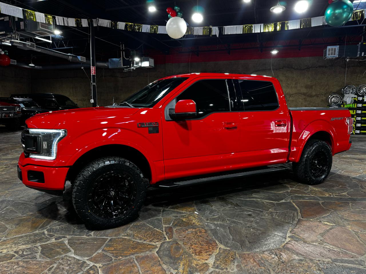Ford F-150 2WD SuperCrew 145" XLT 2018