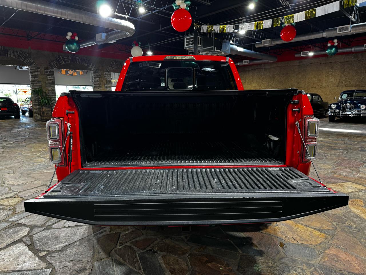 Ford F-150 2WD SuperCrew 145" XLT 2018